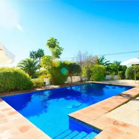 3 Bedrooms In Costa Del Sol Estepona