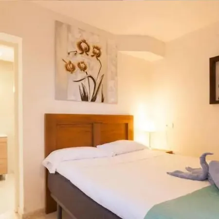 Villa 3 Bedrooms In Costa Del Sol *