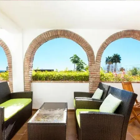 Villa 3 Bedrooms In Costa Del Sol *